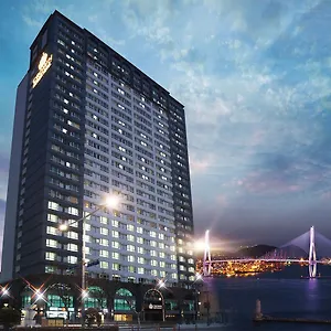 Crown Harbor **** Pusan