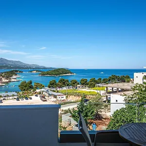 Murati 4*, Ksamil Albania
