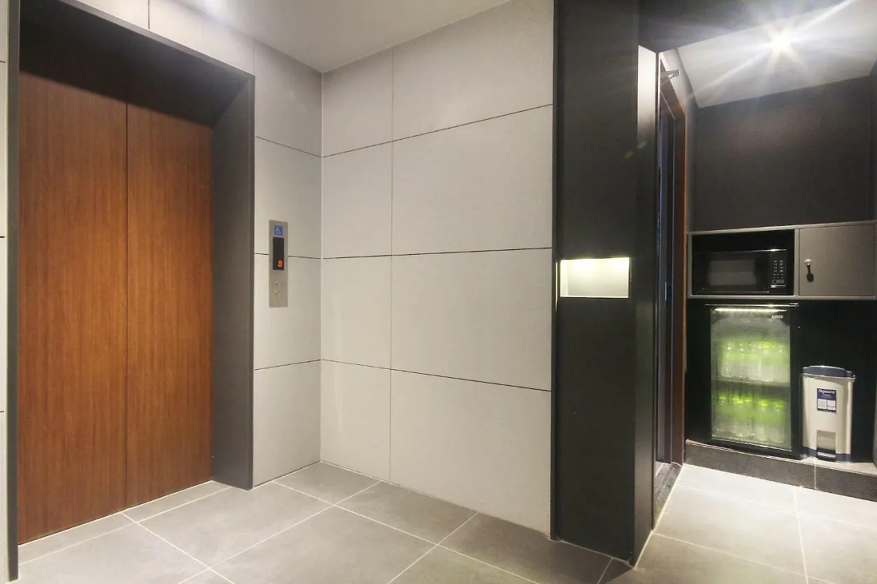 Brown Dot Hotel Seomyeon Busan 2*,