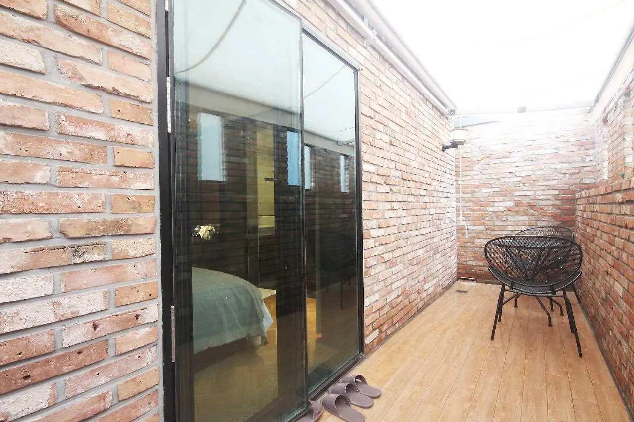 Brown Dot Hotel Seomyeon Busan 2*,