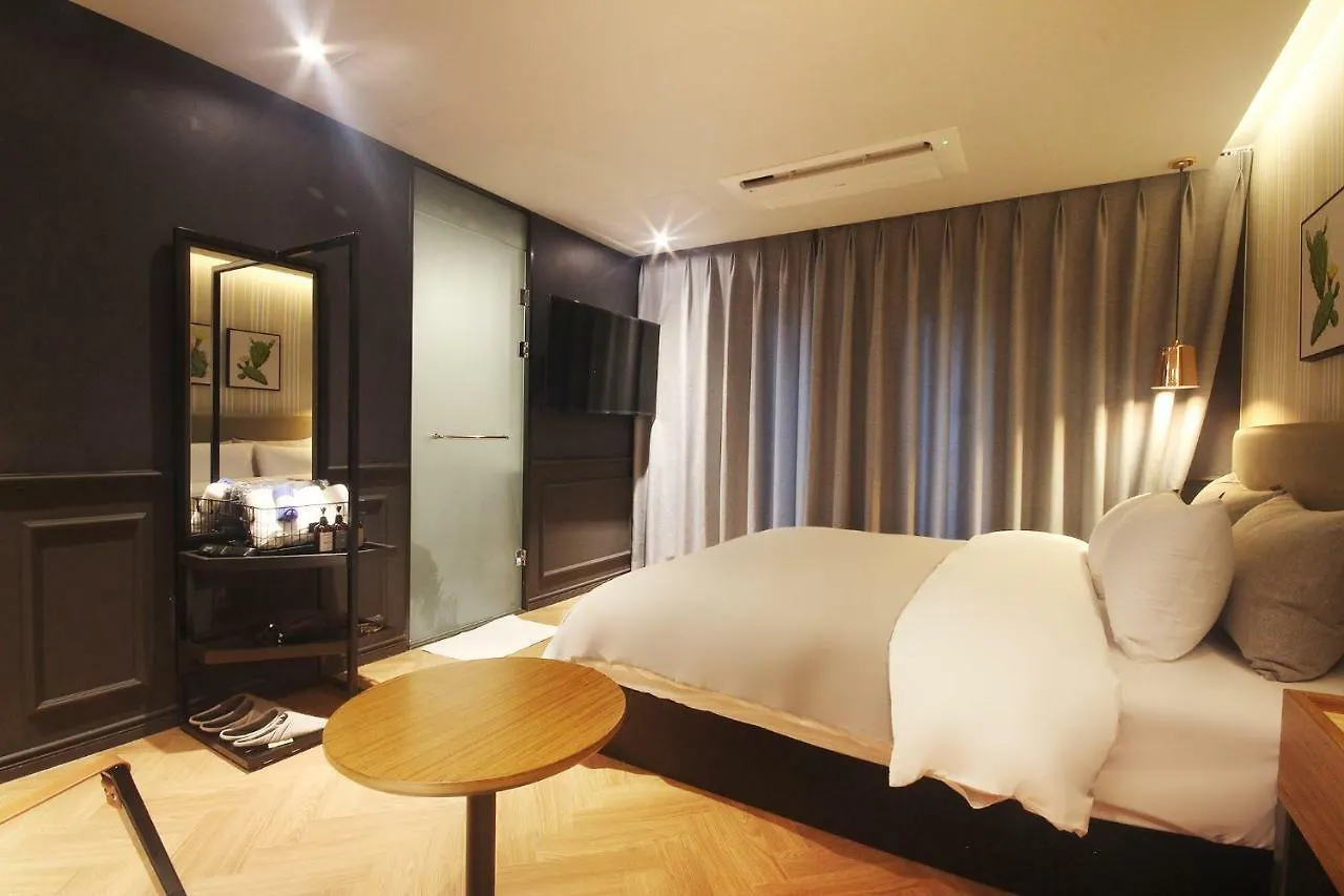 Brown Dot Hotel Seomyeon Busan