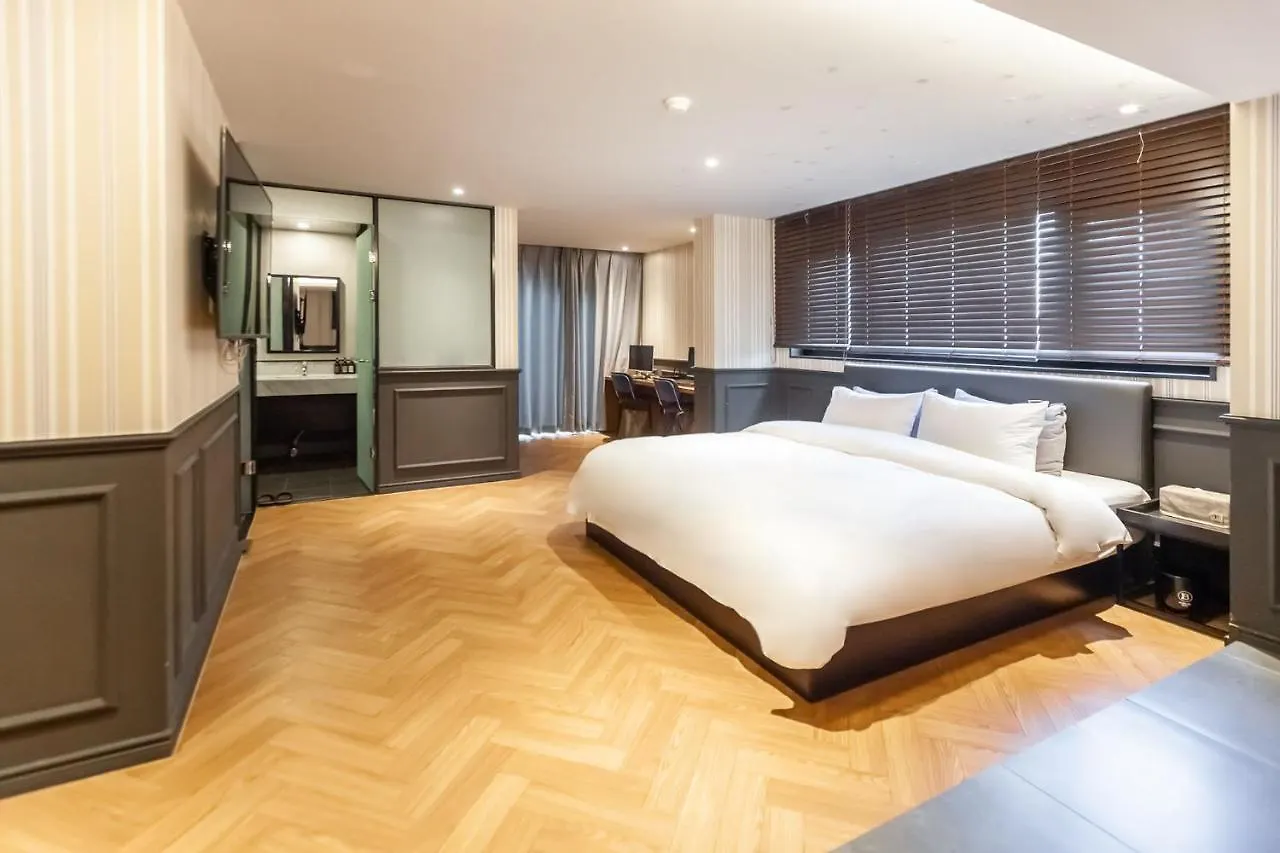 Brown Dot Hotel Seomyeon Busan