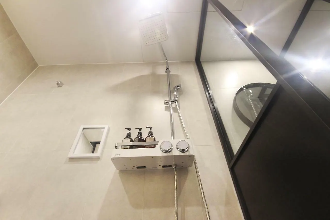 Brown Dot Hotel Seomyeon Busan 2*,
