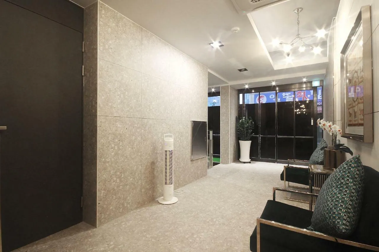 Brown Dot Hotel Seomyeon Busan